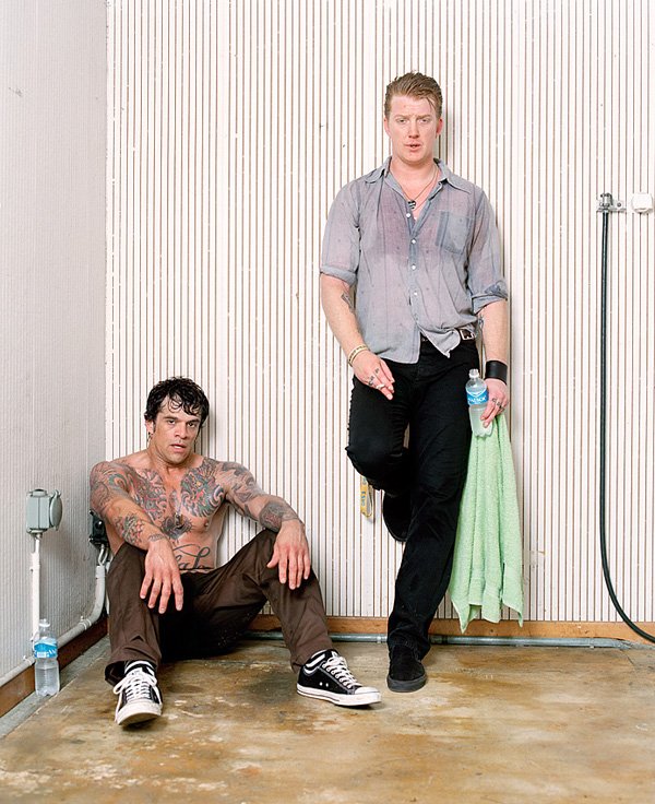 Joey Castillo és Josh Homme (Queens of the Stone Age)